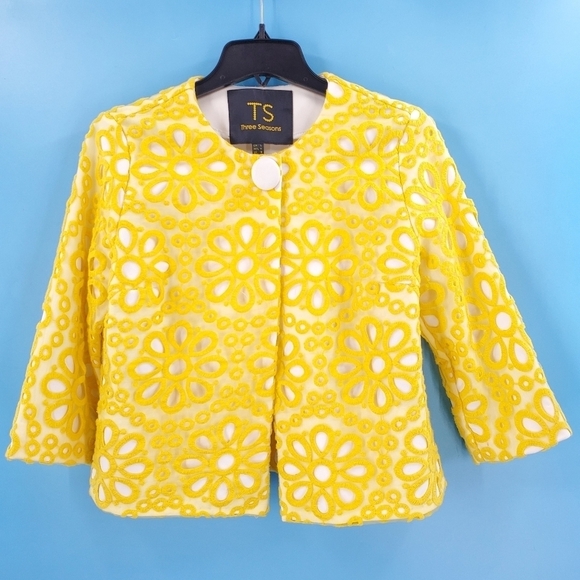 TS Three Seasons Jackets & Blazers - TS white retro jacket yellow crochet overlay 6